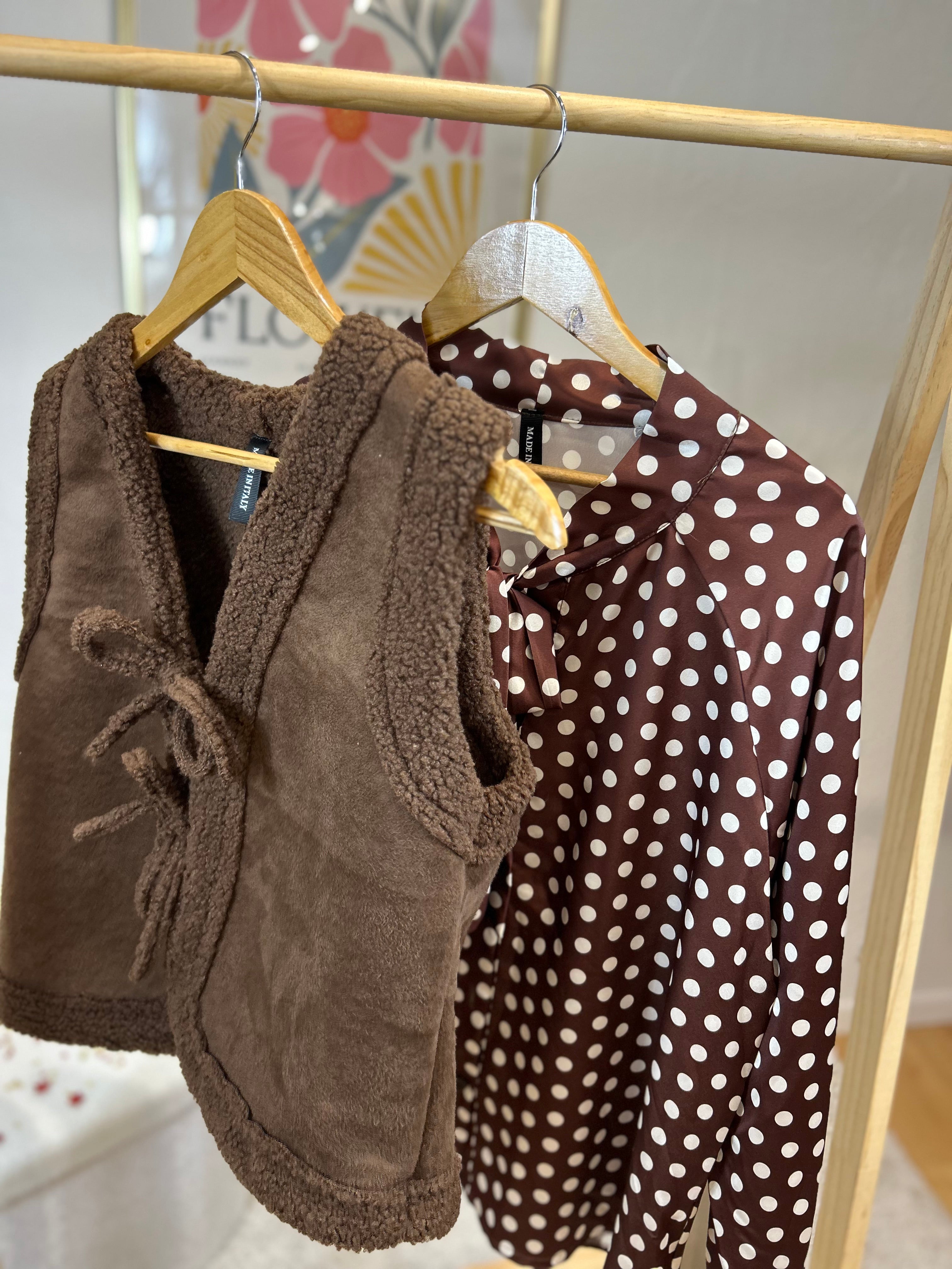 BLOUSE A POIS MARRON