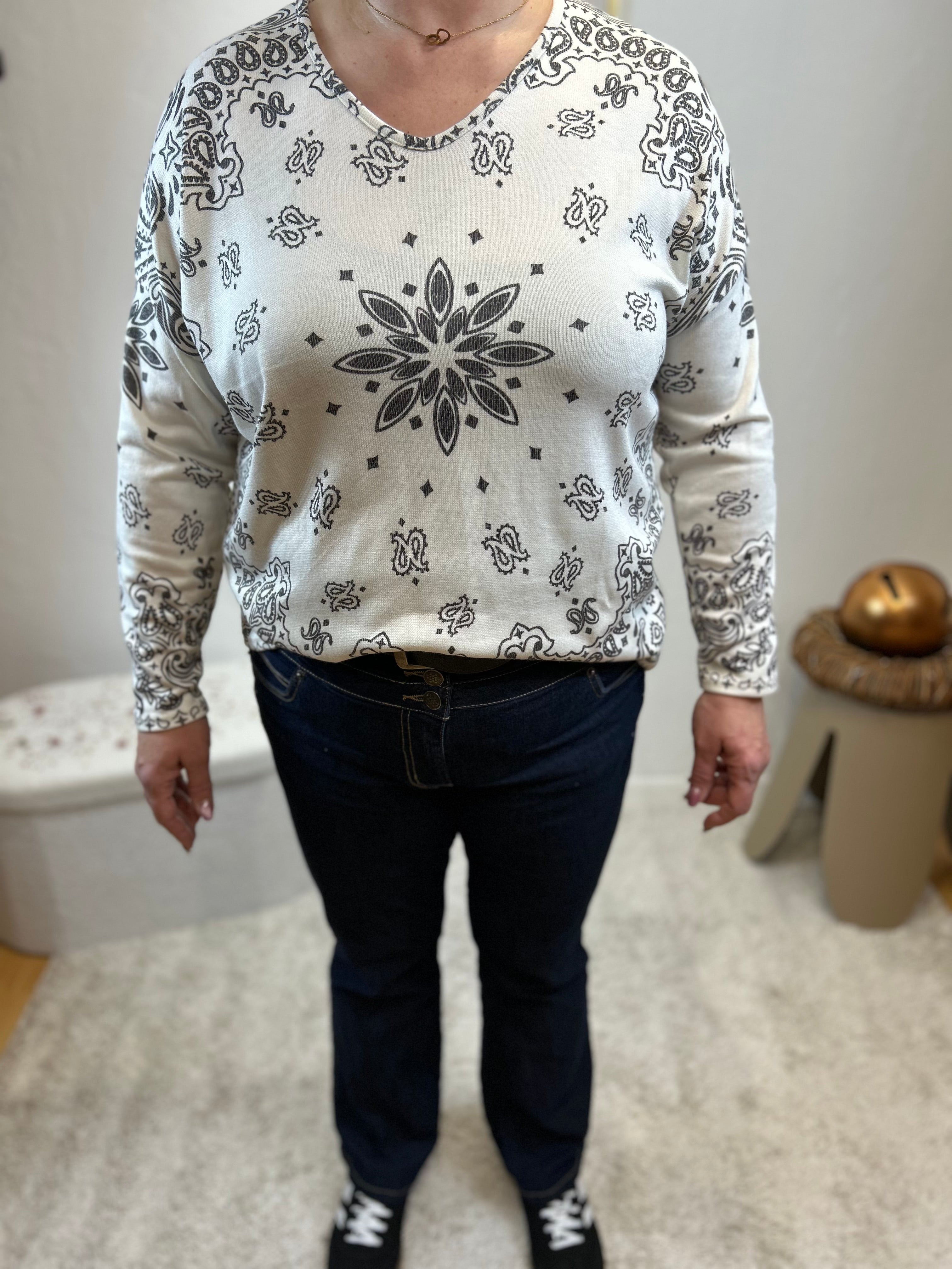 PULL ARMAND BLANC
