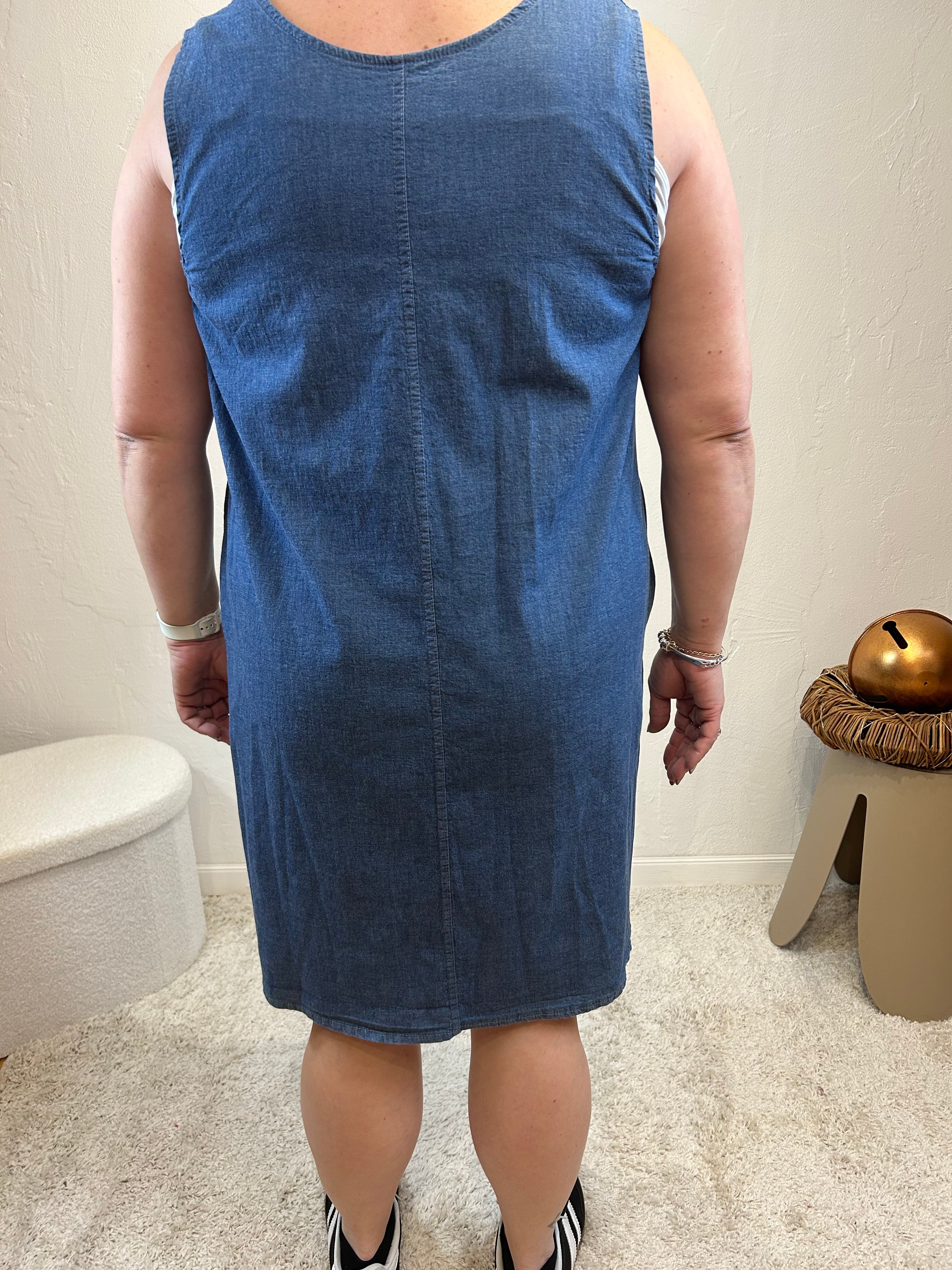 ROBE EN JEAN BLEUE MARINE GRACIEUSES