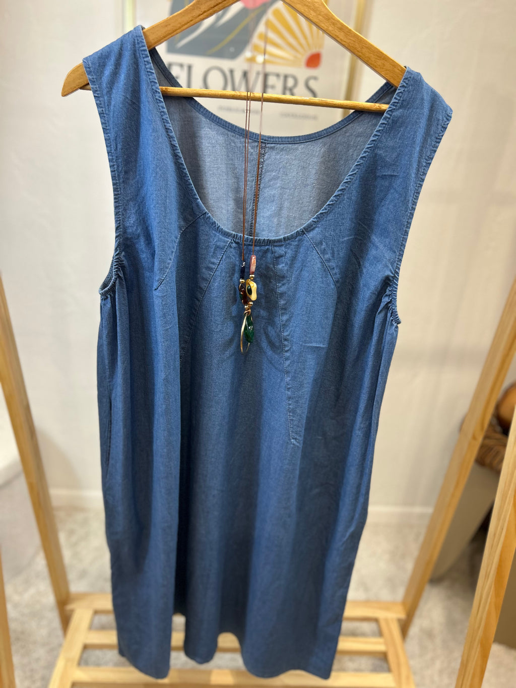 ROBE EN JEAN BLEUE GRACIEUSES