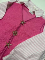 GILET BROCHES FUCHSIA
