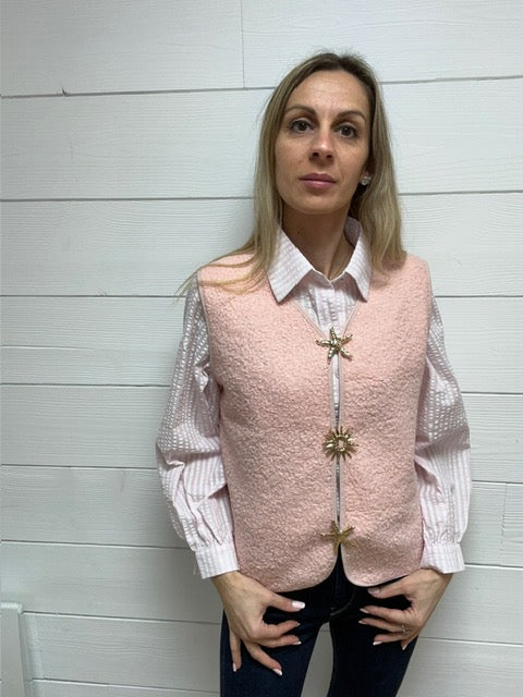 GILET BROCHES ROSE