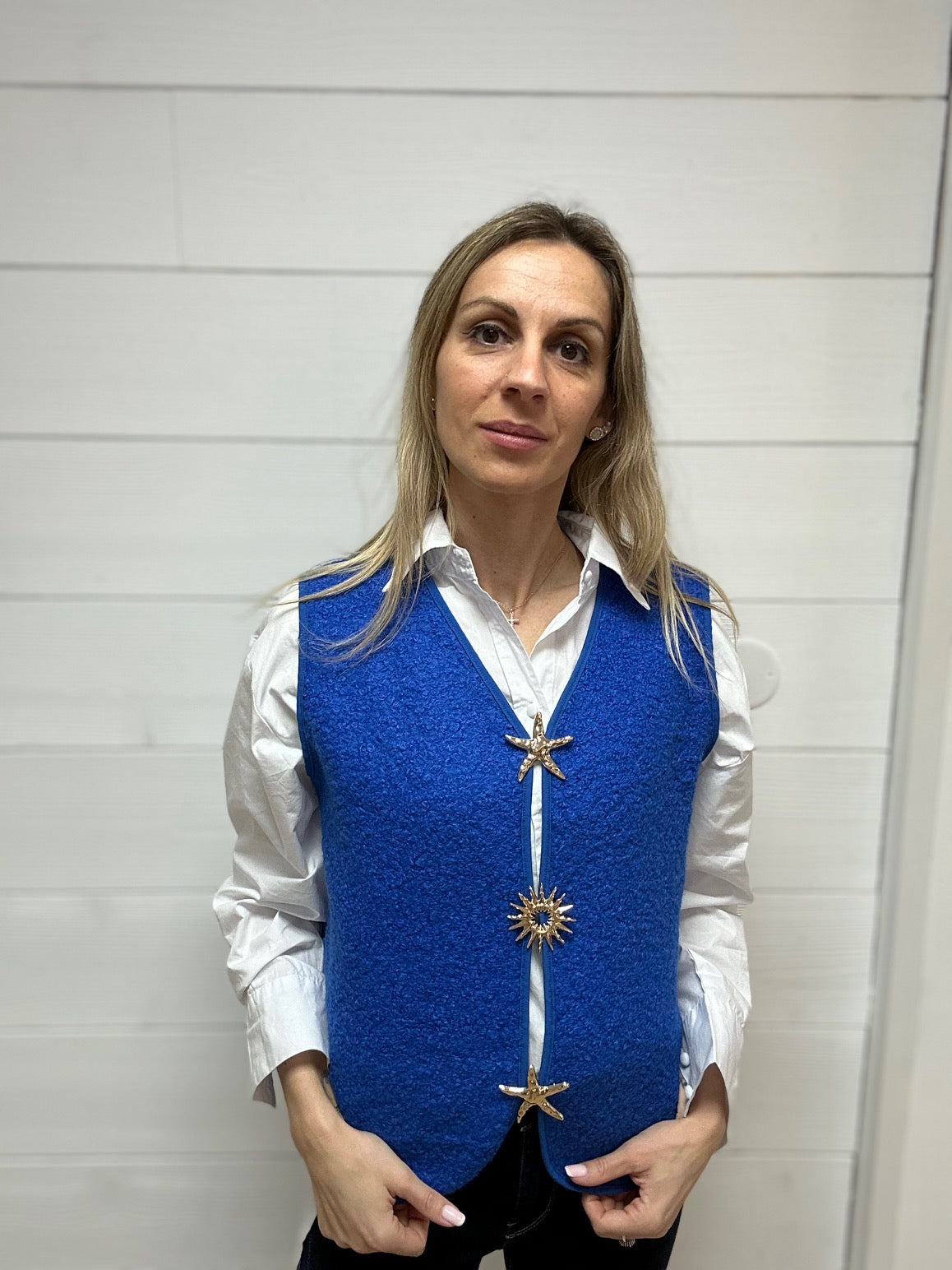 GILET BROCHES BLEU ROI