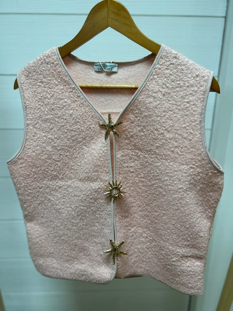 GILET BROCHES ROSE