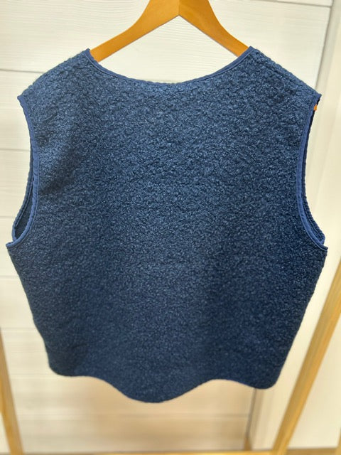 GILET BROCHES BLEU MARINE GRACIEUSES