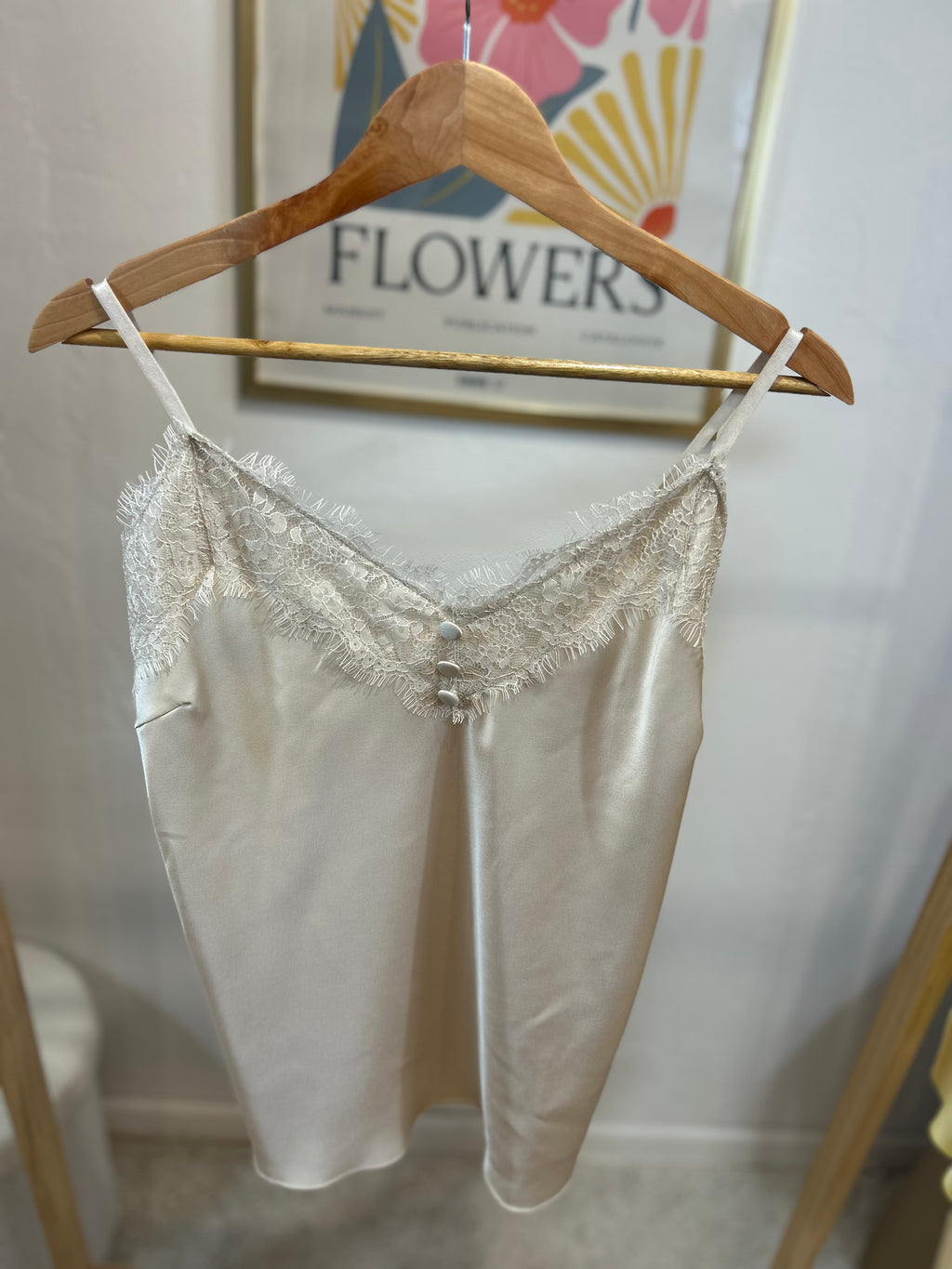 TOP LORENA BEIGE